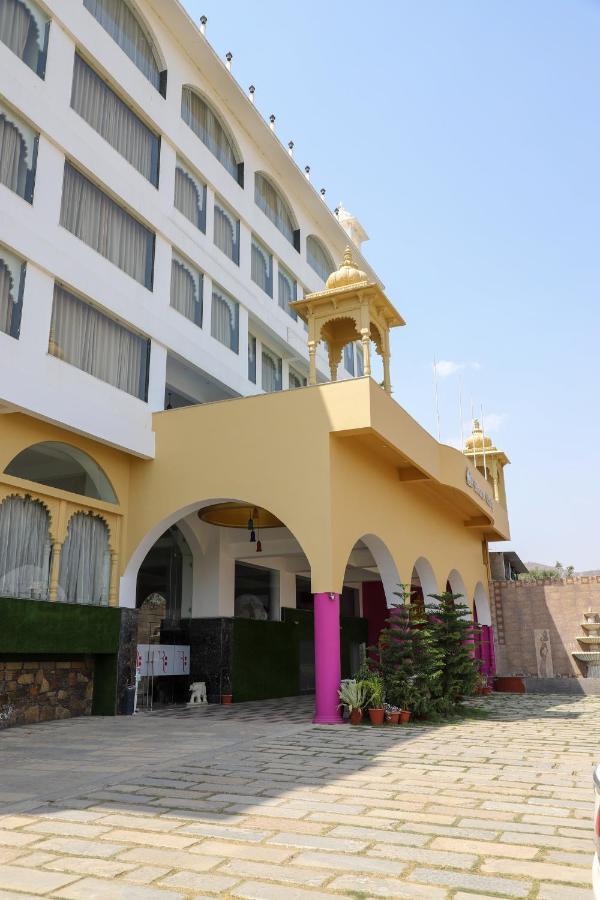 Regenta Central Mewargarh, Near Biological Park Udajpur Exteriér fotografie